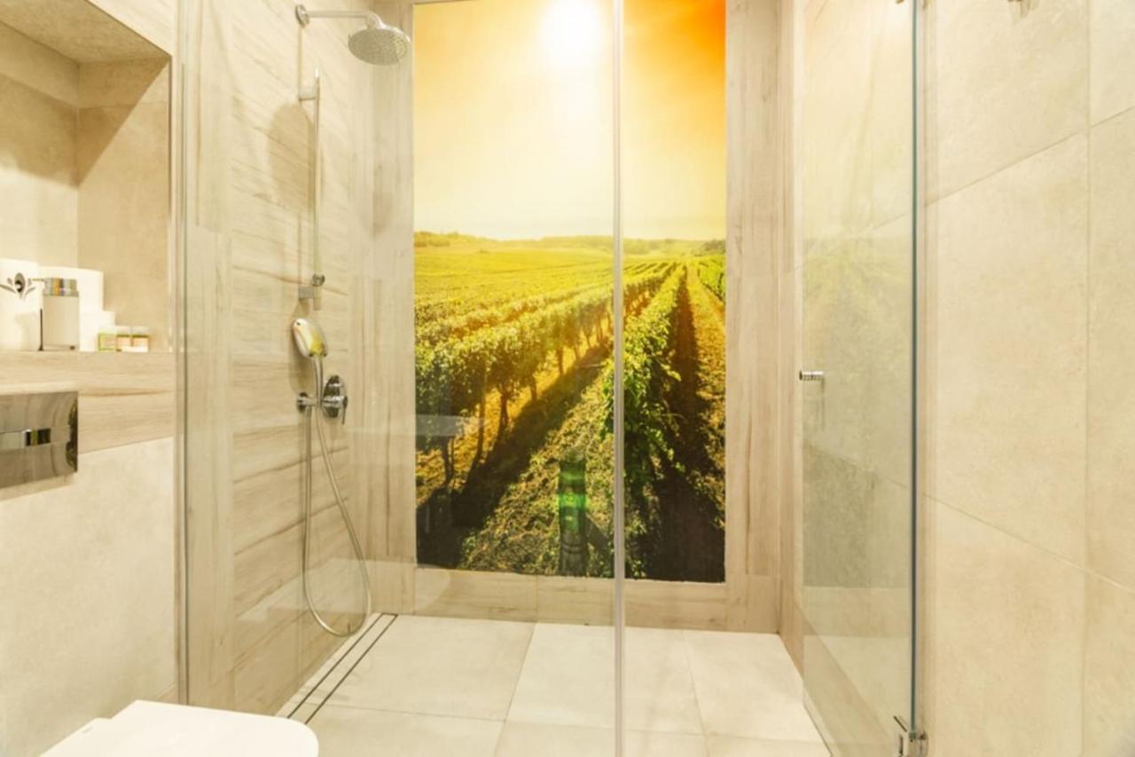 1 Bedroom Wine Journey Sofia Luaran gambar